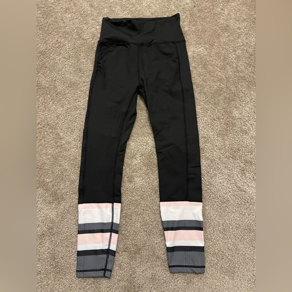 Women’s Sarah’s Day x White Fox Active Leggings Bra Set Pink Black White Size S - Picture 3 of 12